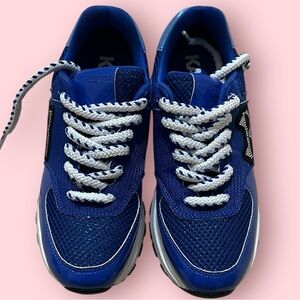 Karl Lagerfeld Women's Mayu Lace Up Sneaker (Electric Indigo)